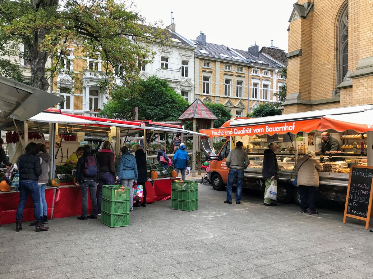 2 Stände Stadt-Land.Markt