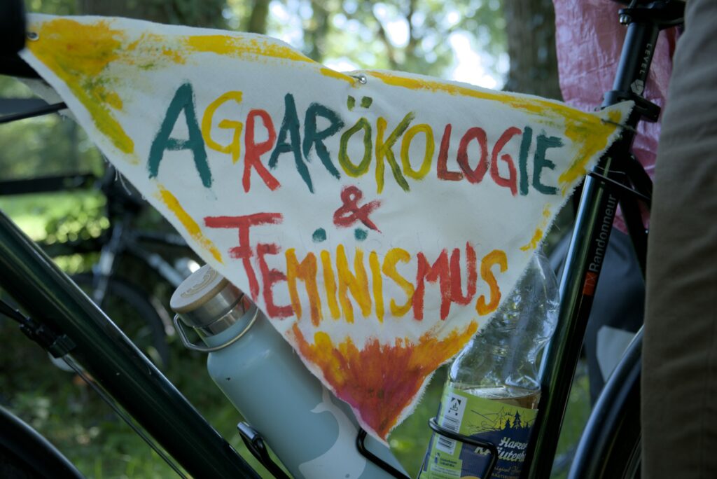 Fahrrad-Banner: Agrarökologie & Feminismus Aktionsradtour 2023